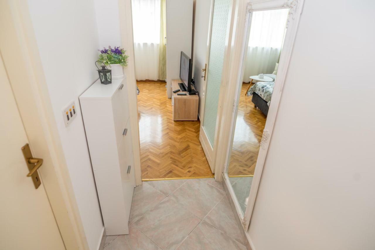 Apartman Doris,Self Check In Split Exterior photo
